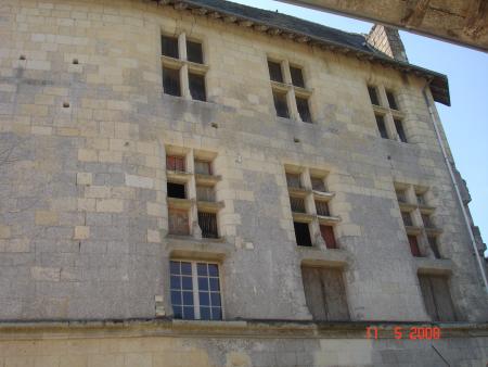 le chateau de Crissay sur Manse