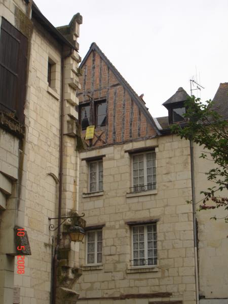 toujours le vieux chinon
